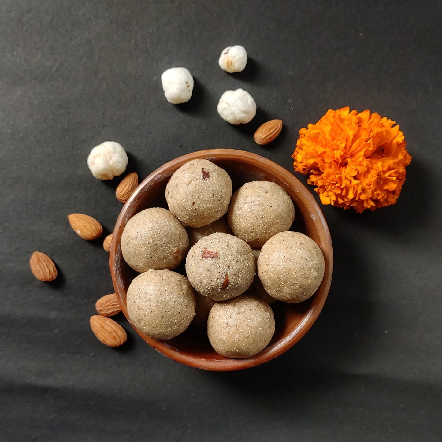 Ragi Laddoo with Dates
