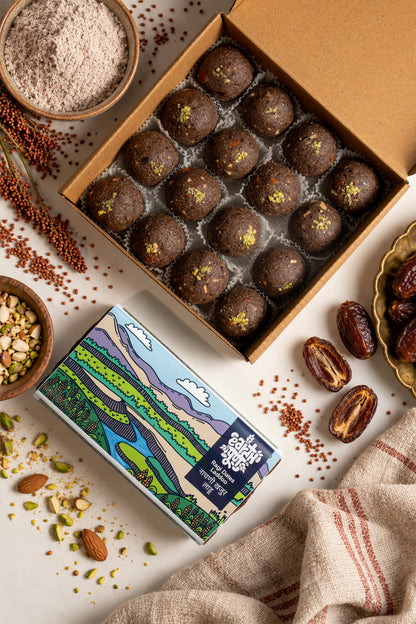 Ragi Laddoo with Dates